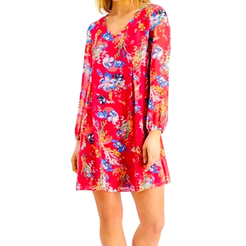 Reposhing.  Great dress.  Bright colors.  Didn’t fit me.